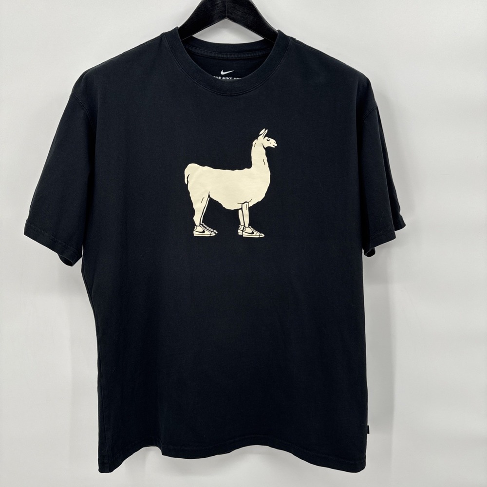 NIKE SB T-Shirt Black Lama Sz M Streetwear Skateboarding Athletic Graphic